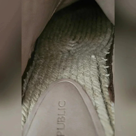 Banana Republic ESPADRILLE  WEDGE MULE Suede Brown Jute basket weave Sz 6.5 US - Picture 8 of 14